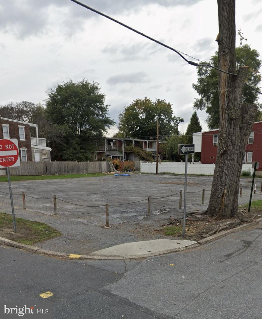 Nice commercially zoned corner lot available! Lot has many approved residential and commercial type uses. Bring your plans and built to suit! Lot is currently leased so new owner has income on day one while you work on plans for future use.