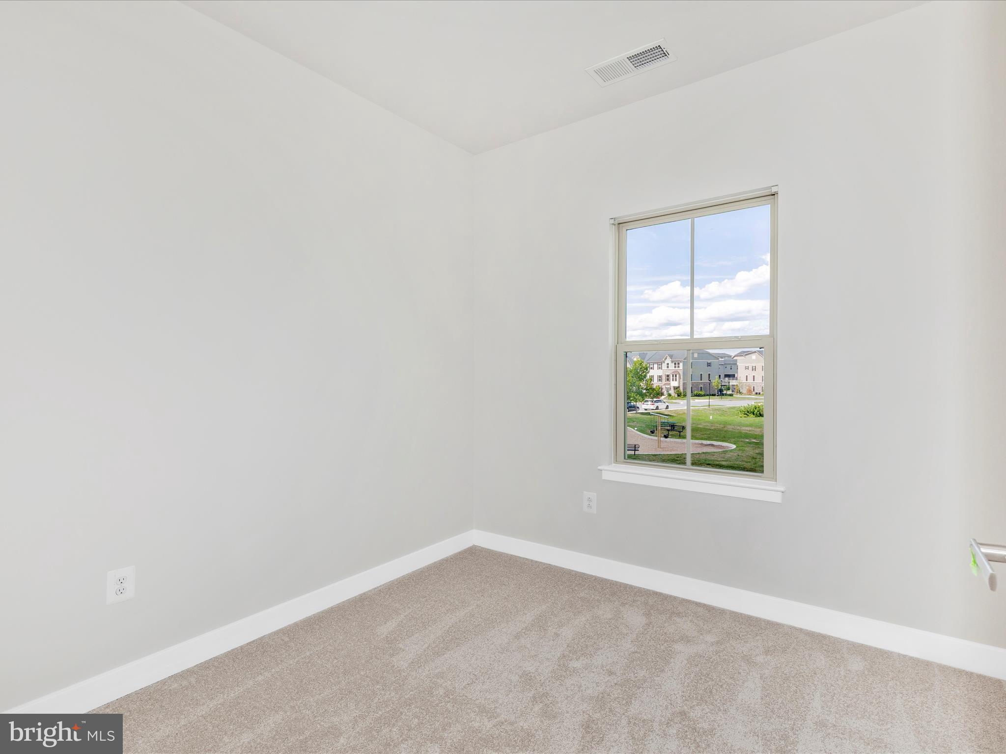 OAKDALE VILLAGE - Residential