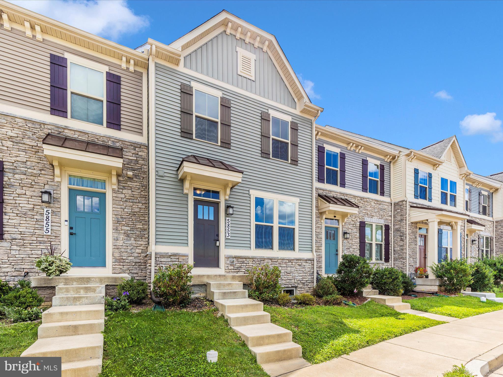 OAKDALE VILLAGE - Residential