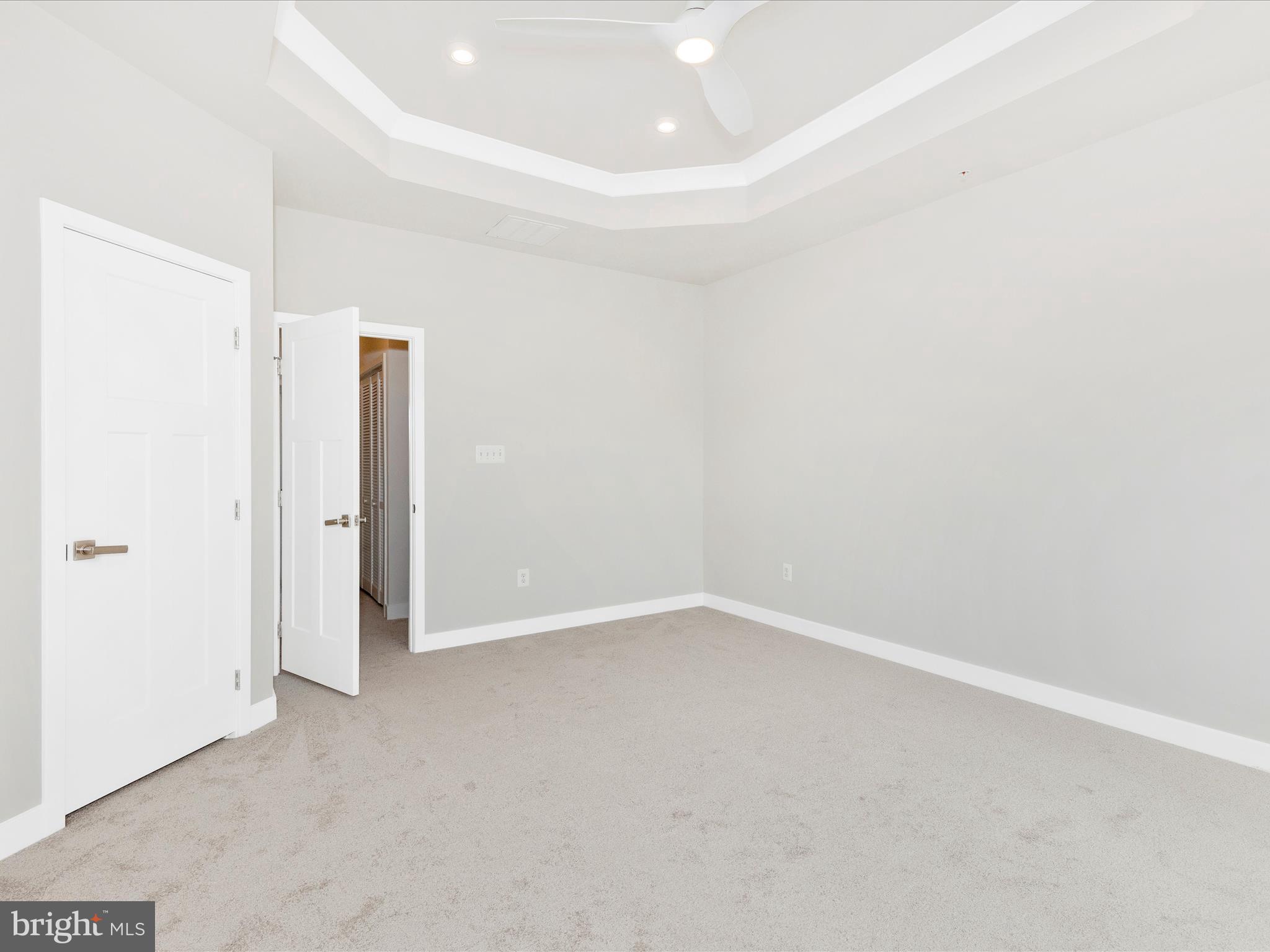 OAKDALE VILLAGE - Residential