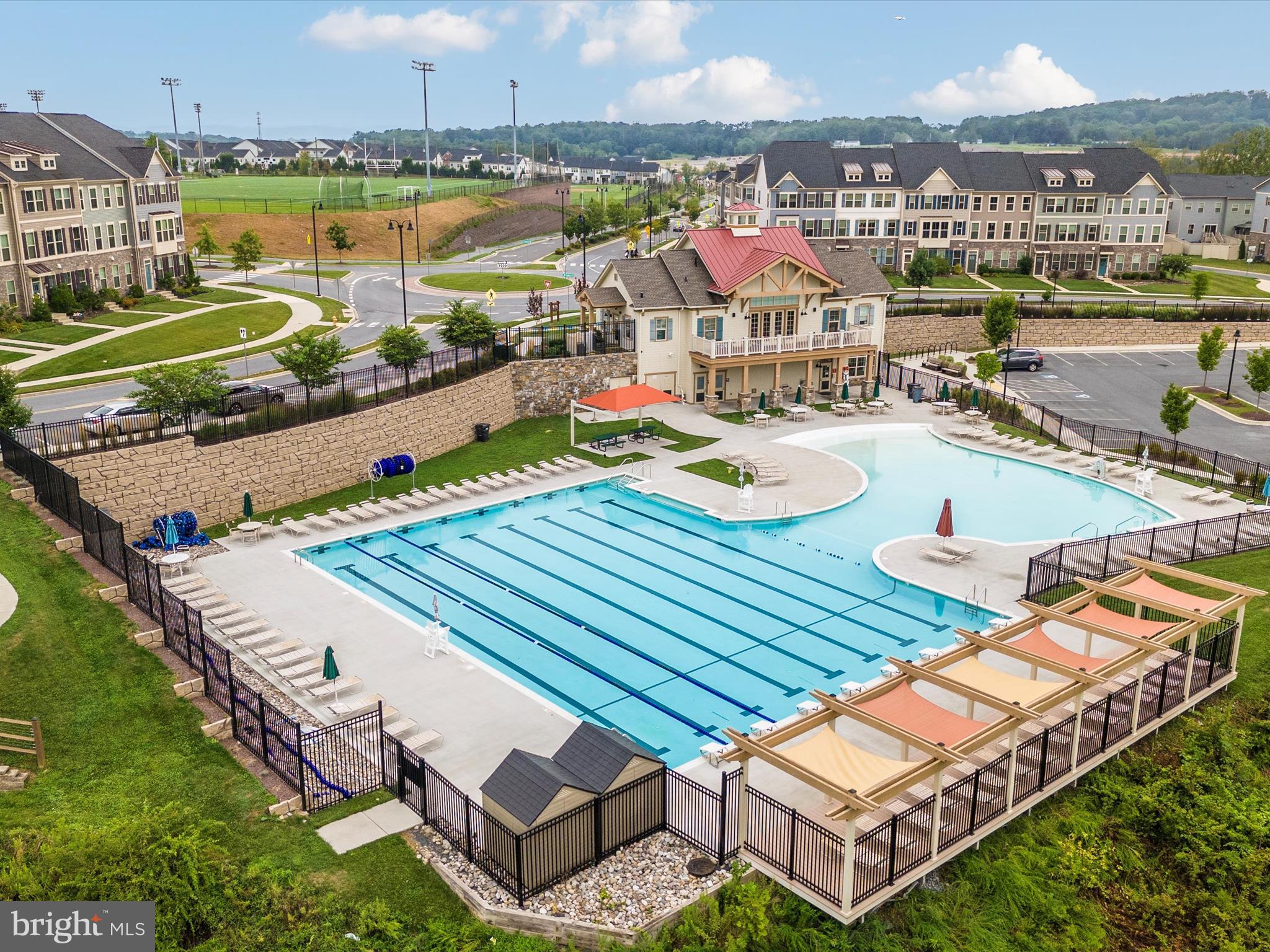 OAKDALE VILLAGE - Residential