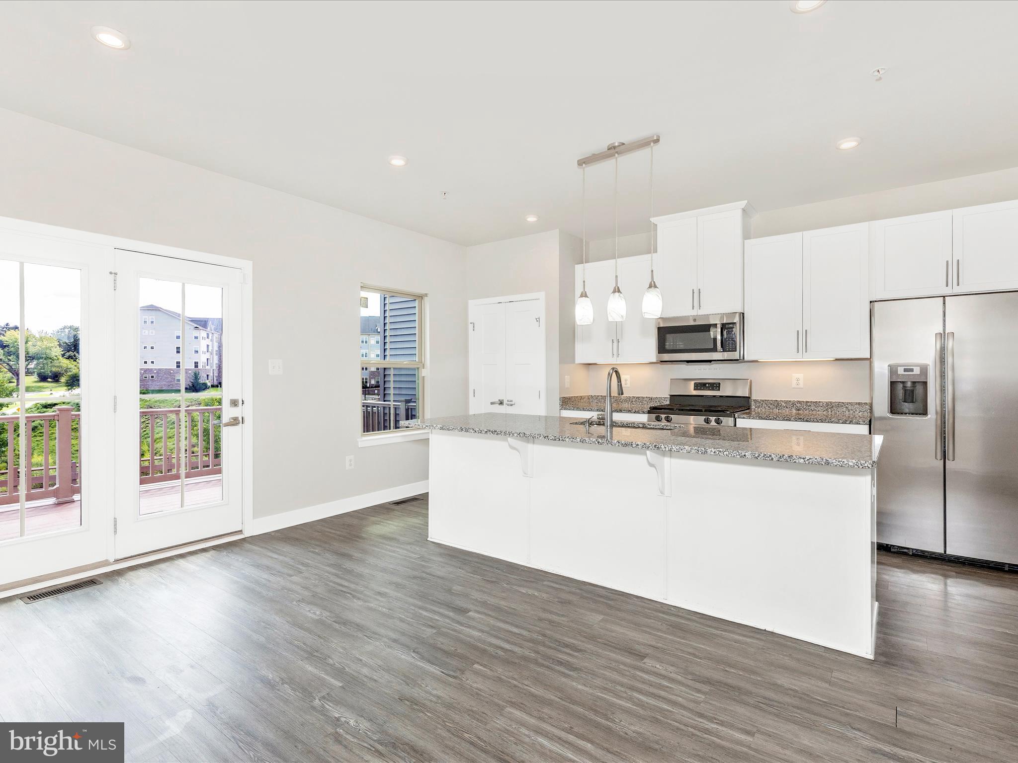 OAKDALE VILLAGE - Residential