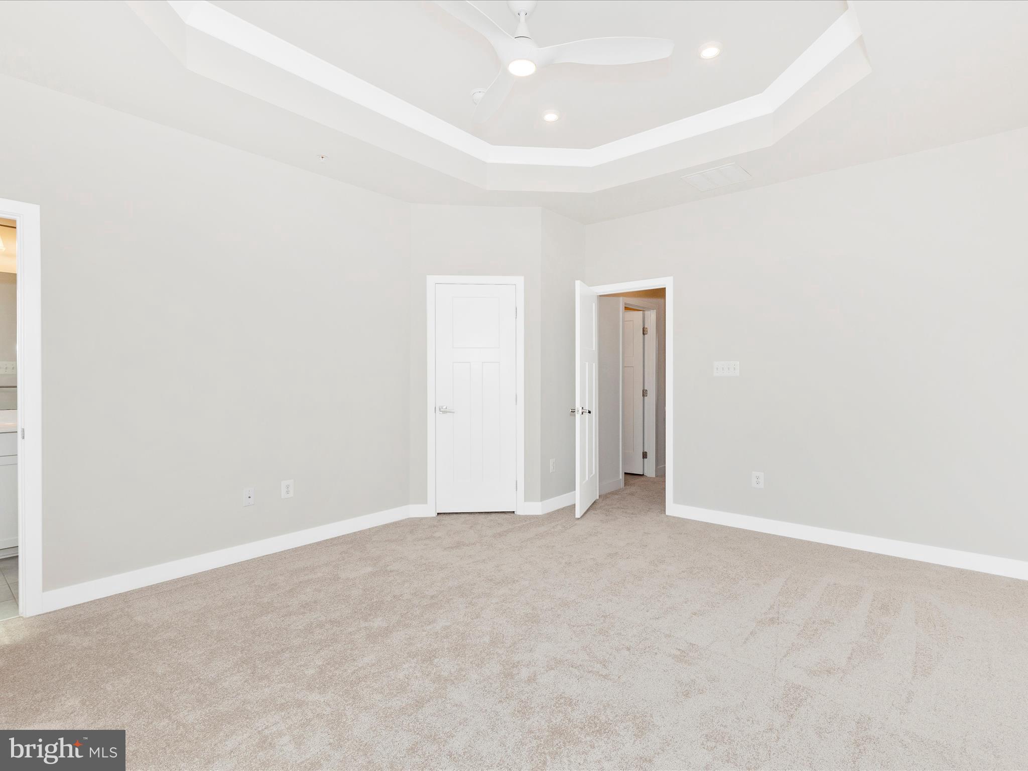 OAKDALE VILLAGE - Residential