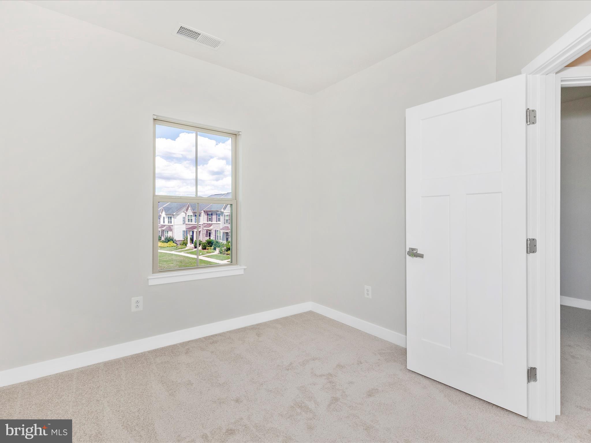 OAKDALE VILLAGE - Residential