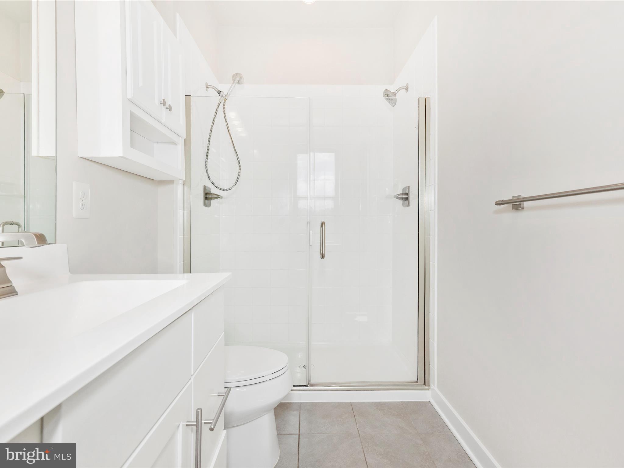 OAKDALE VILLAGE - Residential