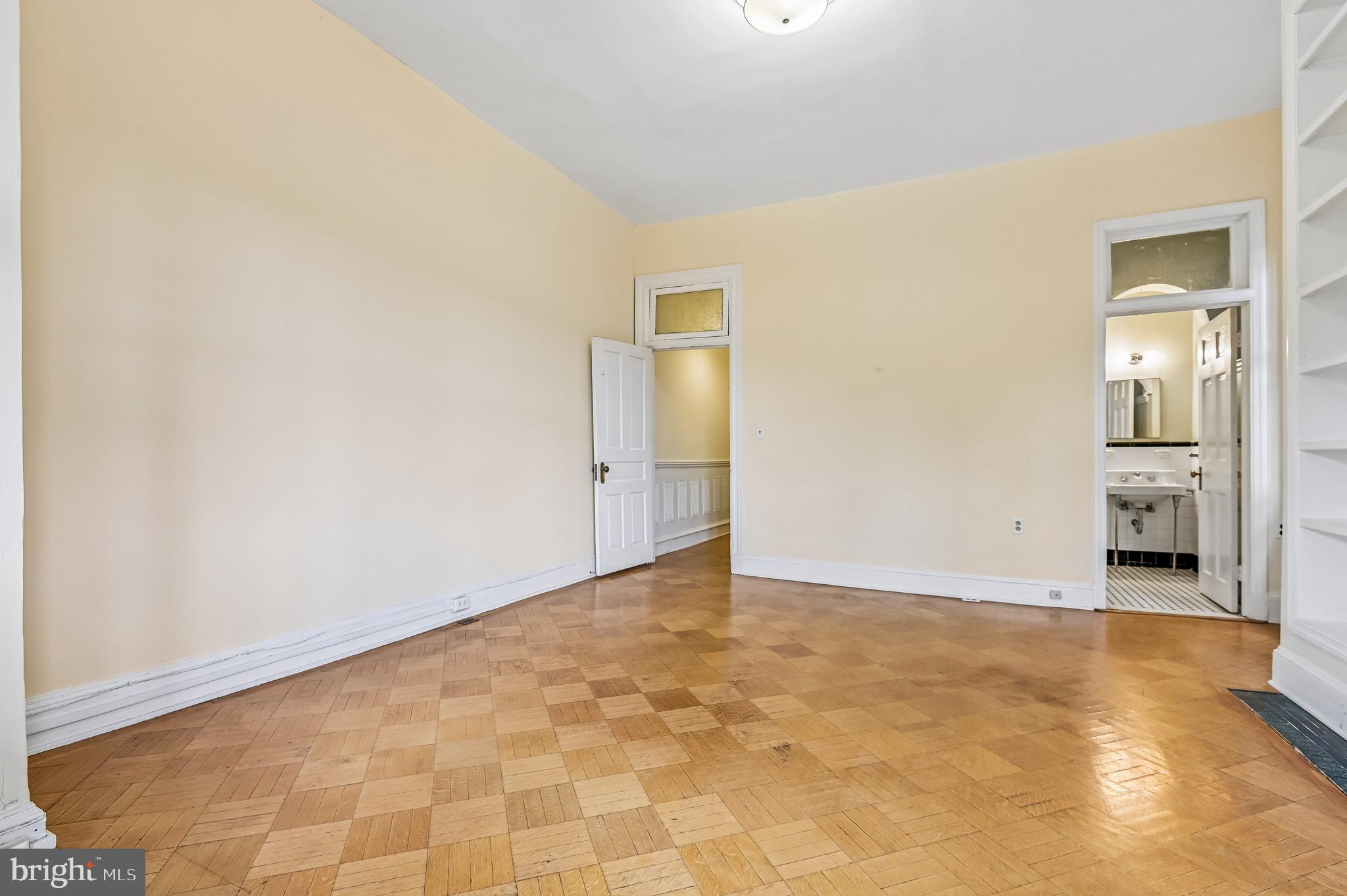 RESERVOIR HILL - Residential
