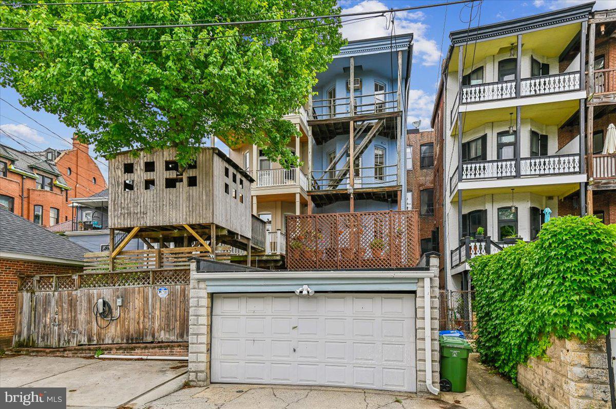 RESERVOIR HILL - Residential