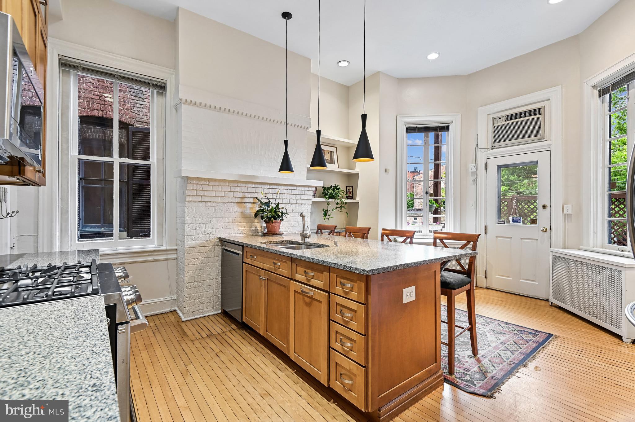 RESERVOIR HILL - Residential