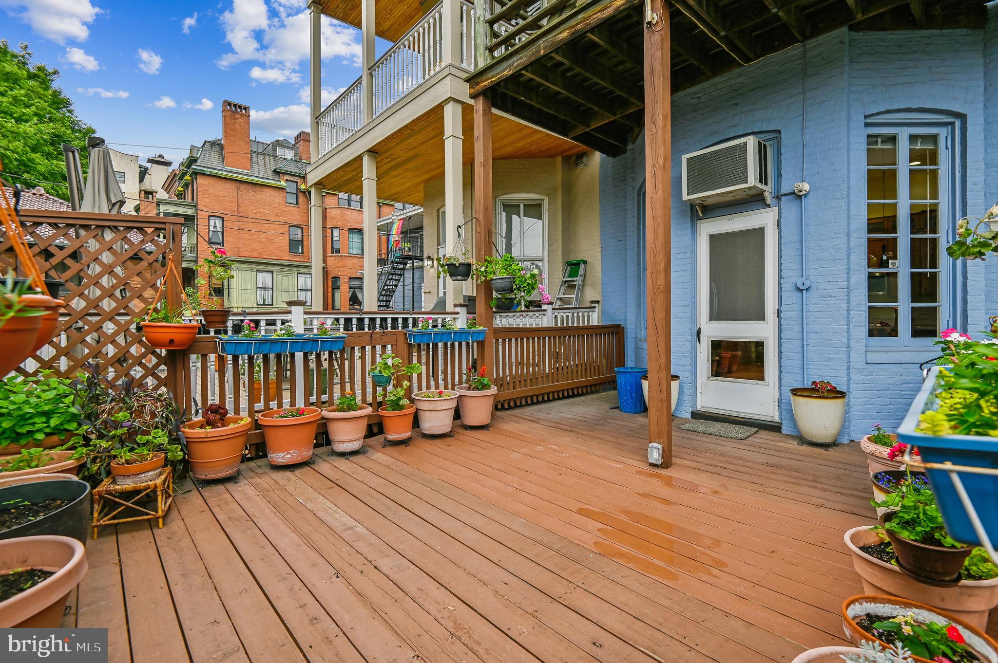 RESERVOIR HILL - Residential