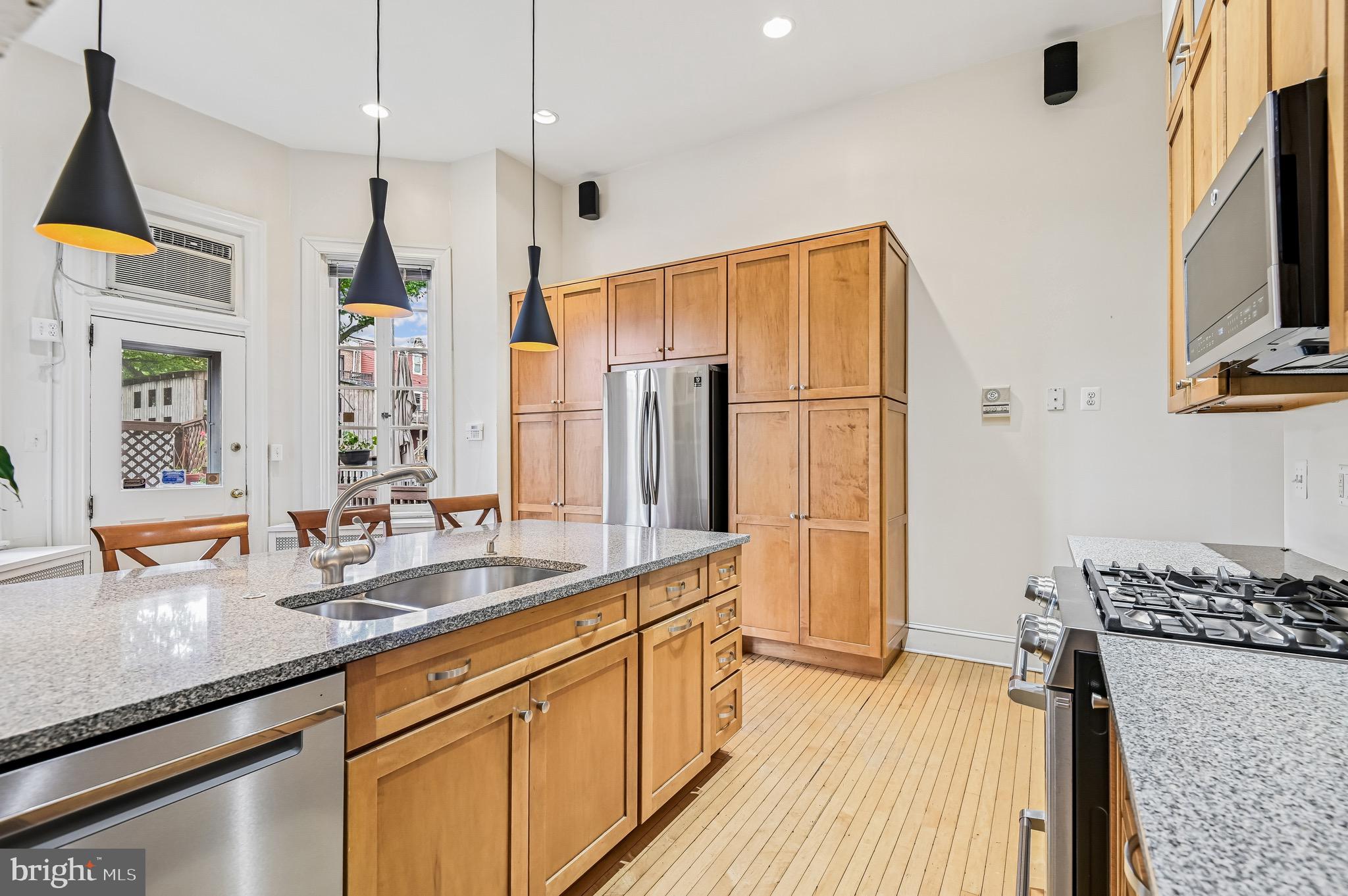 RESERVOIR HILL - Residential
