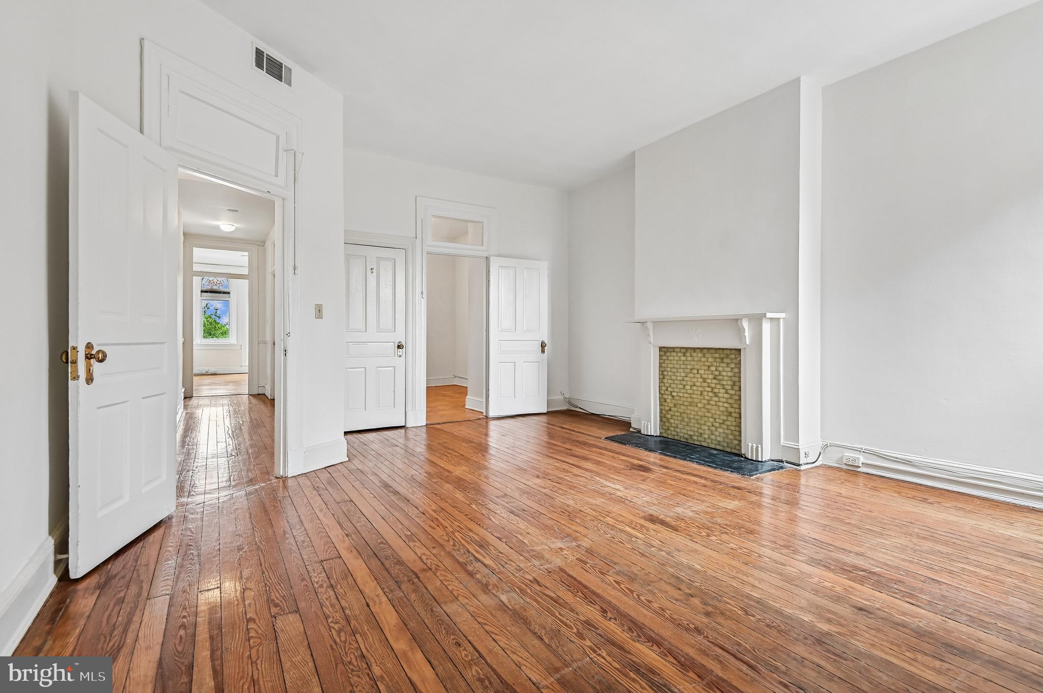 RESERVOIR HILL - Residential