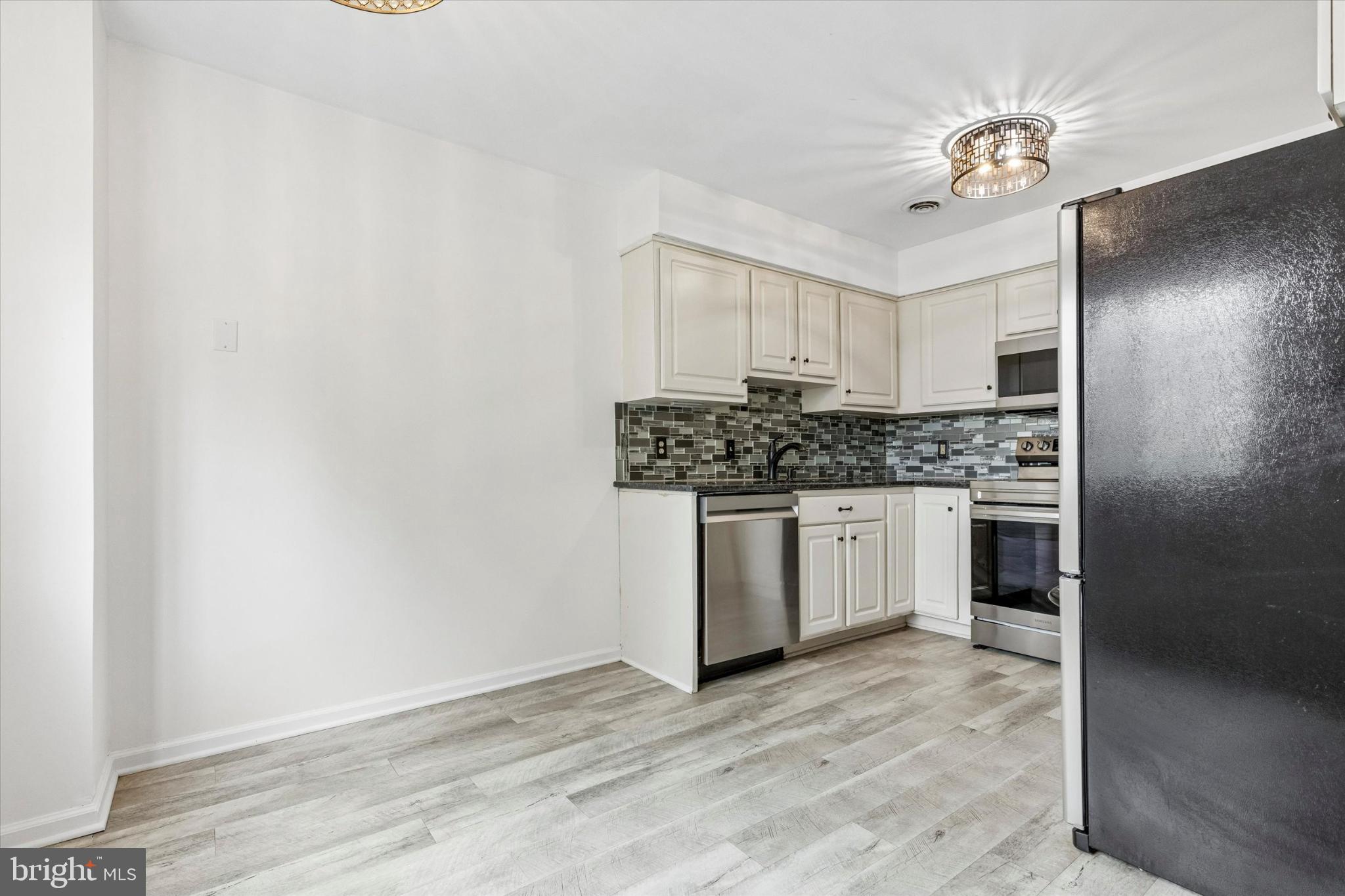 LINDENFIELD - Residential