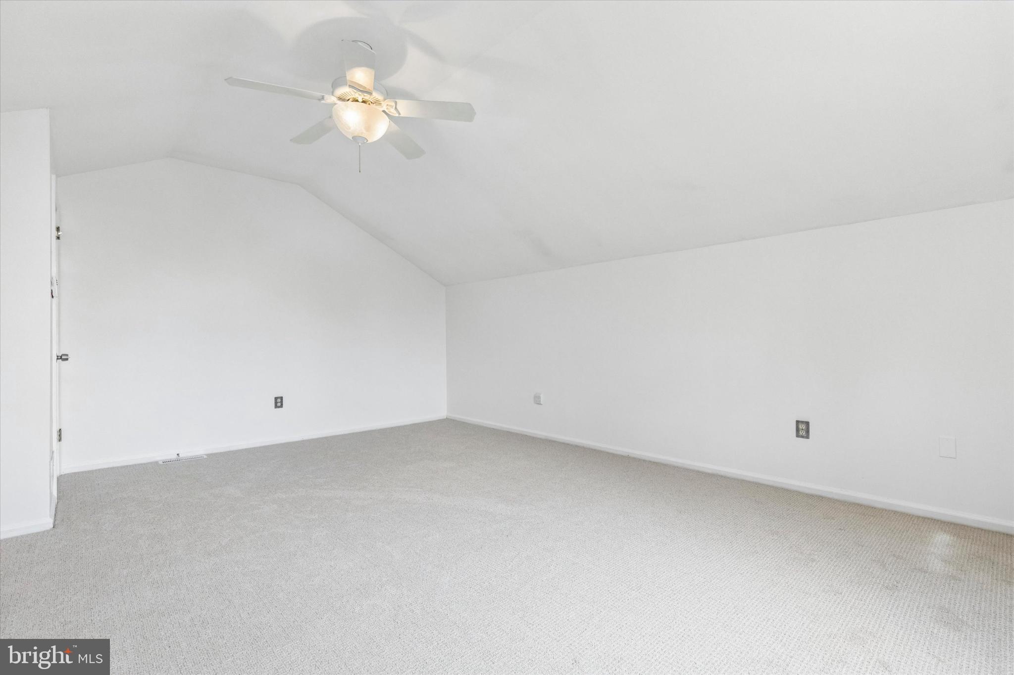 LINDENFIELD - Residential