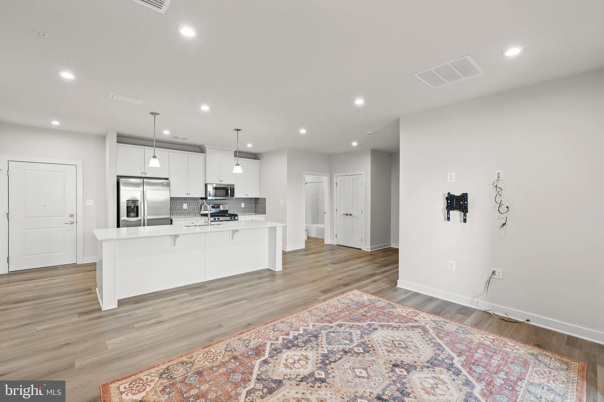 WINCHESTER LANDING - Residential