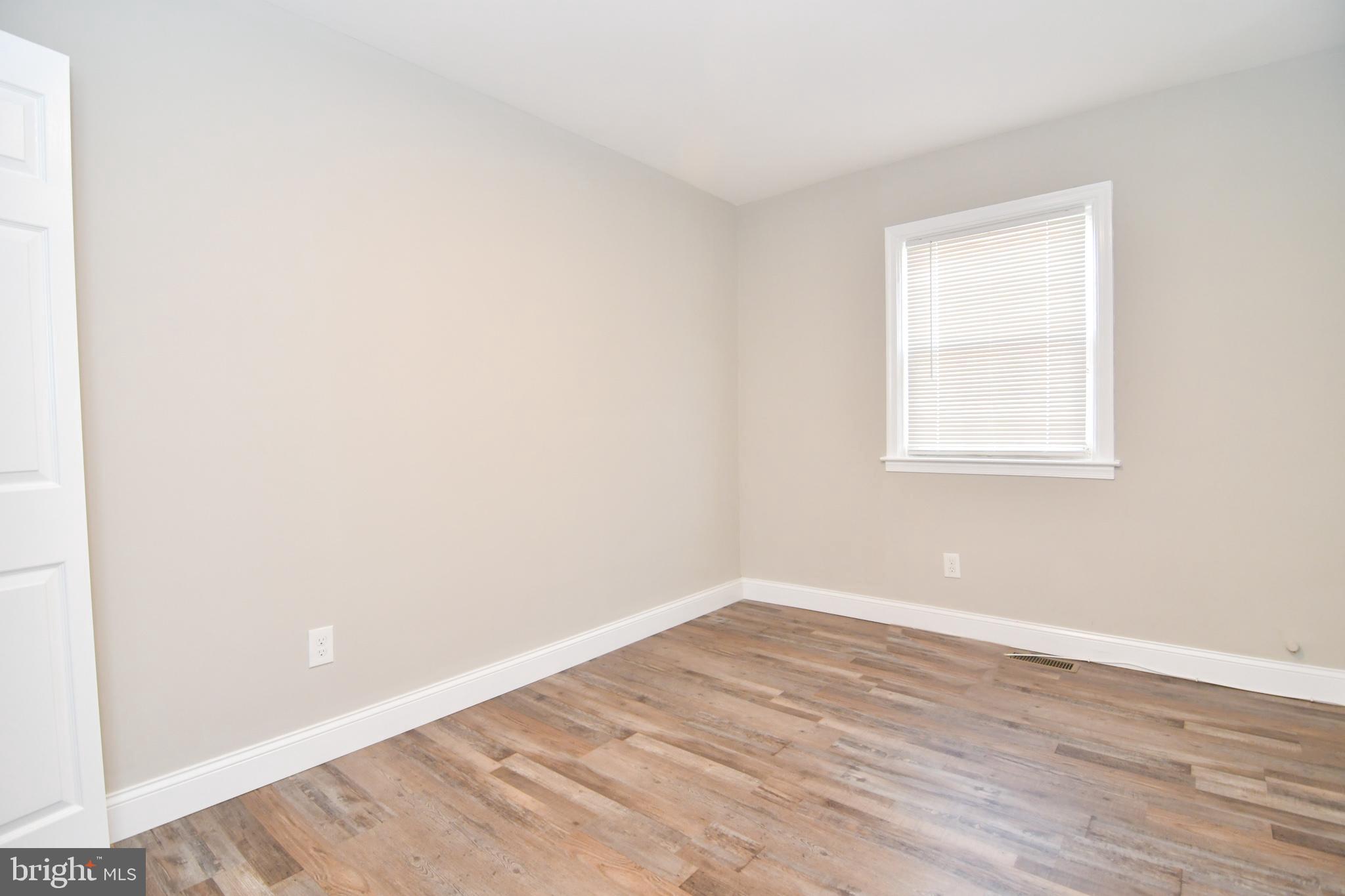 BELAIR-EDISON - Residential Lease