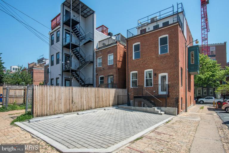 OLD CITY #2 - Residential Lease