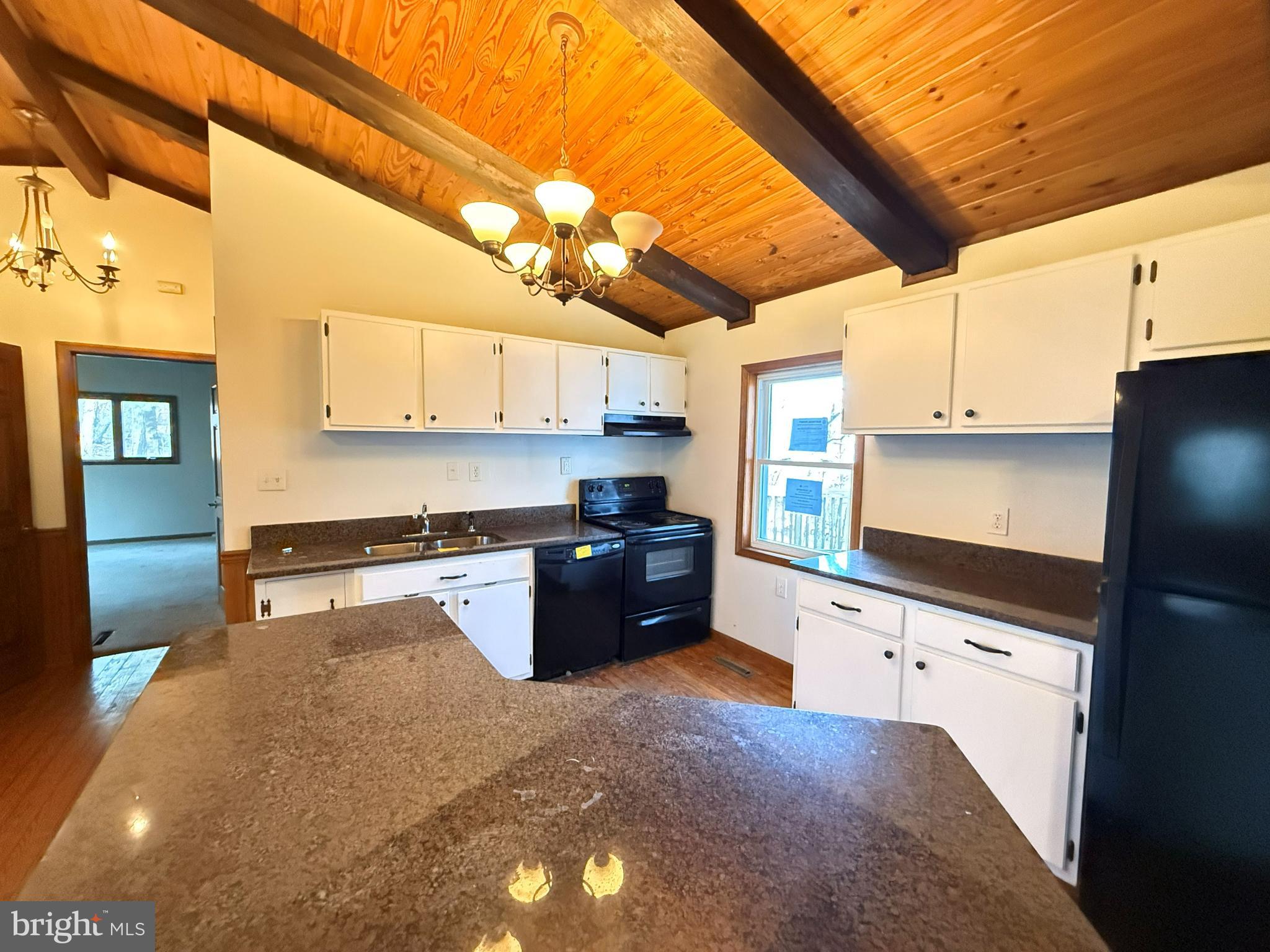 SHAWNEELAND - Residential