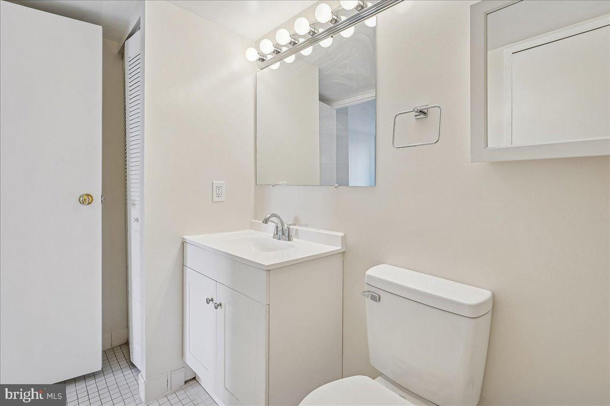 CHELSEA TOWERS - Residential