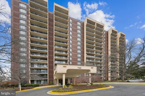 7401 Westlake Terrace Unit 506, Bethesda, MD 20817 - #: MDMC2211490