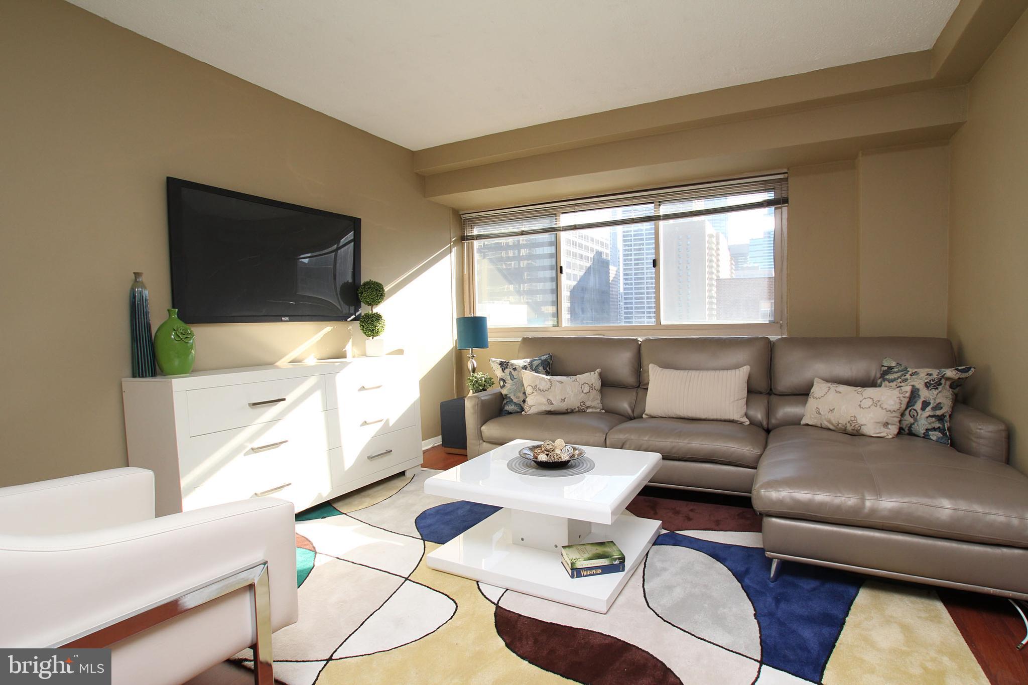RITTENHOUSE SQUARE - Residential