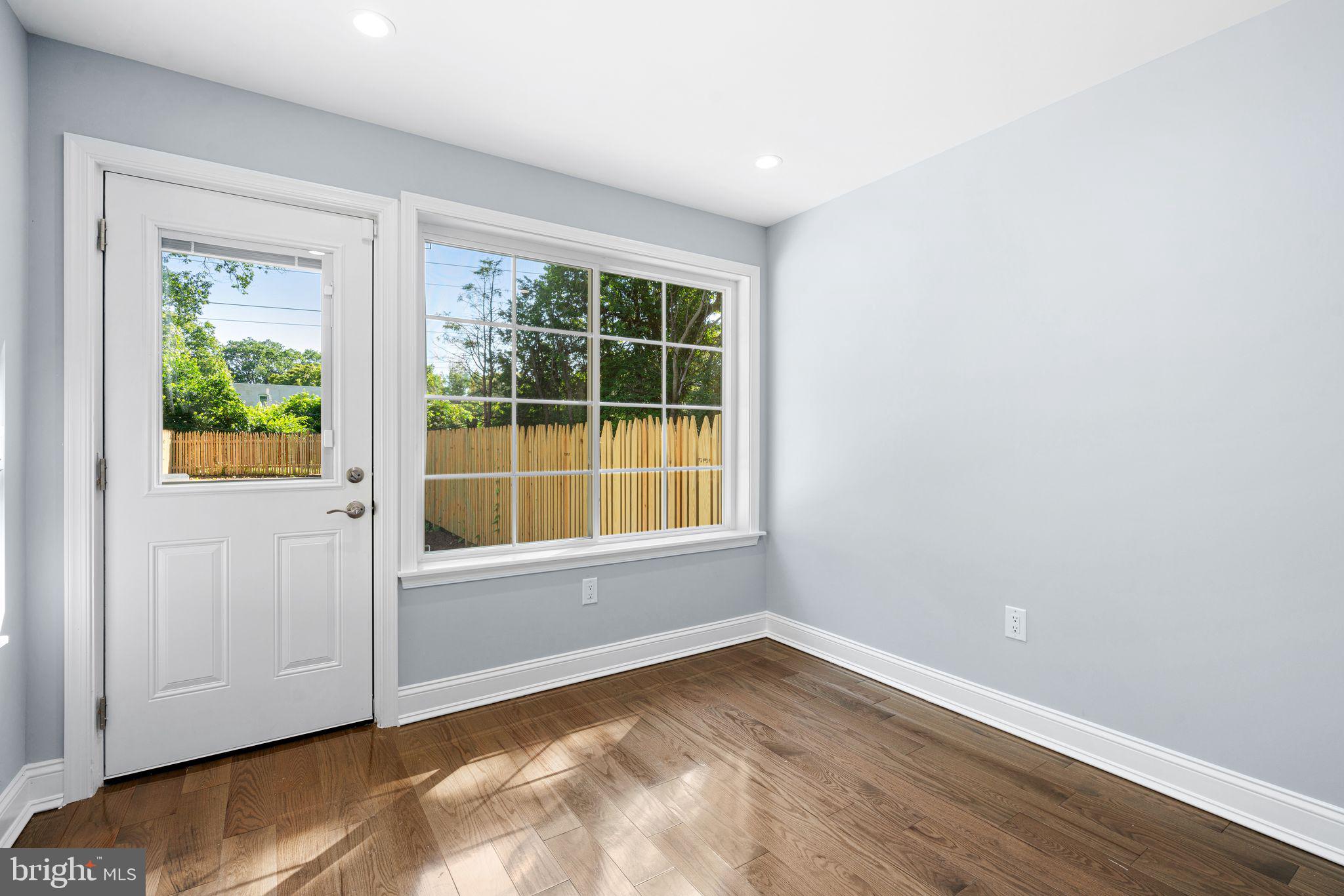 GERMANTOWN - Residential