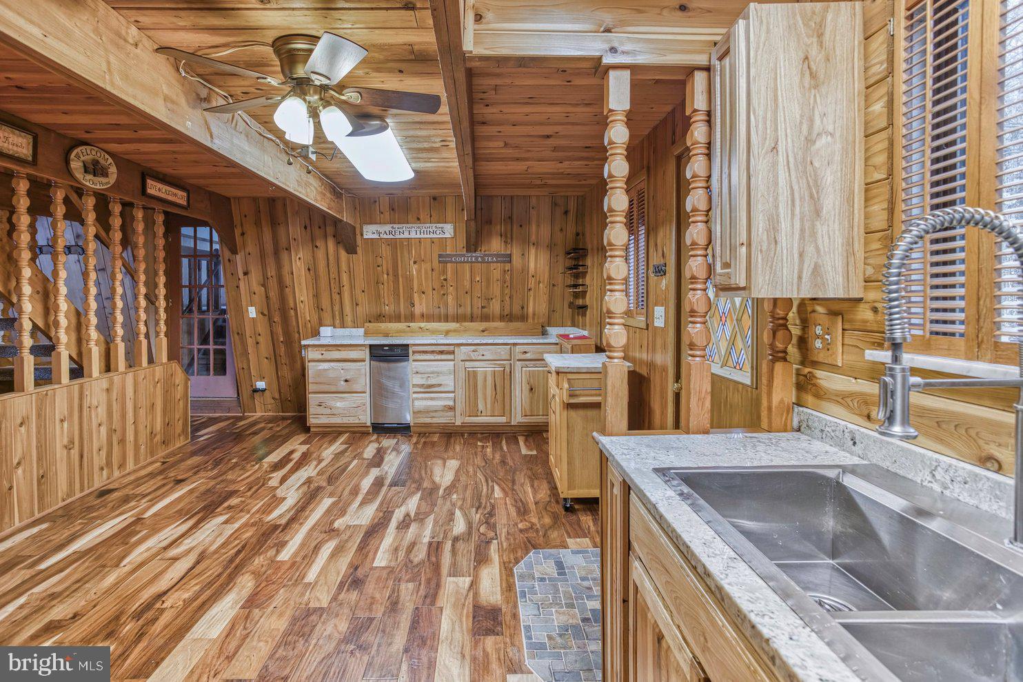 ALPINE LAKE RESORT - Residential