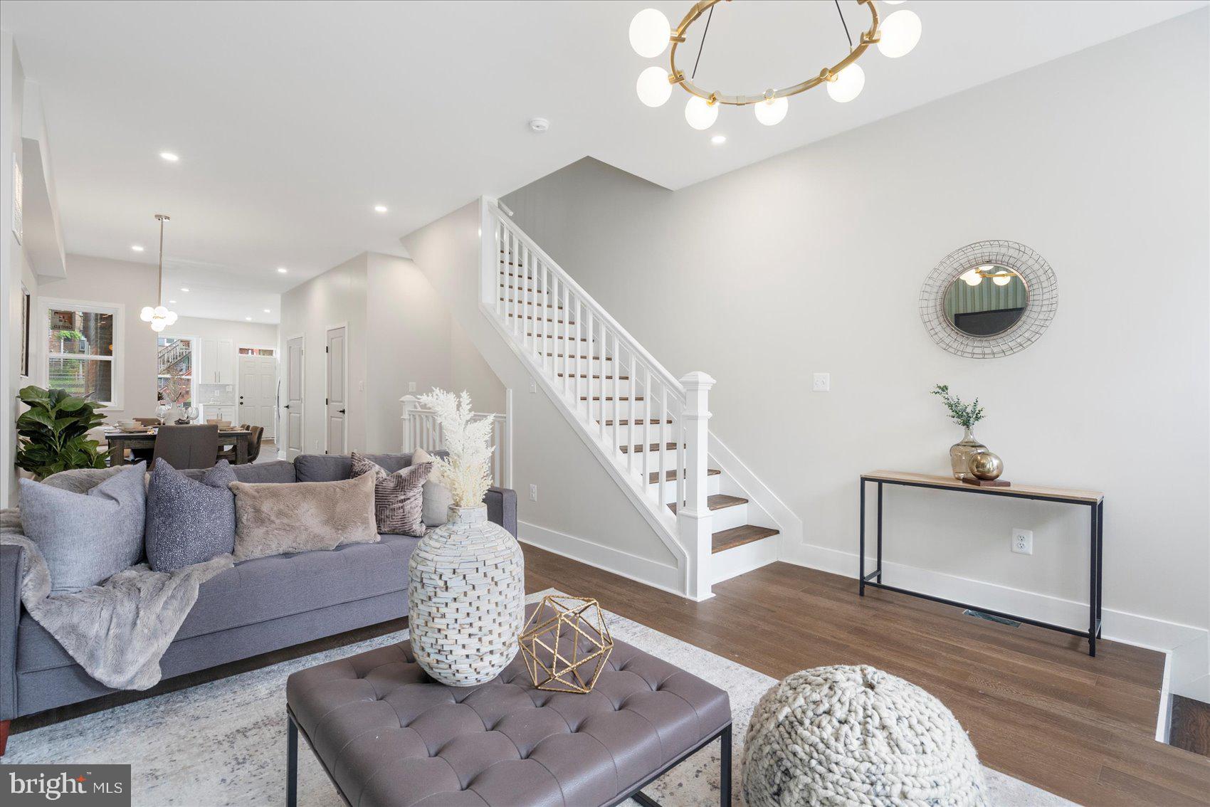 MIDWAY - Residential