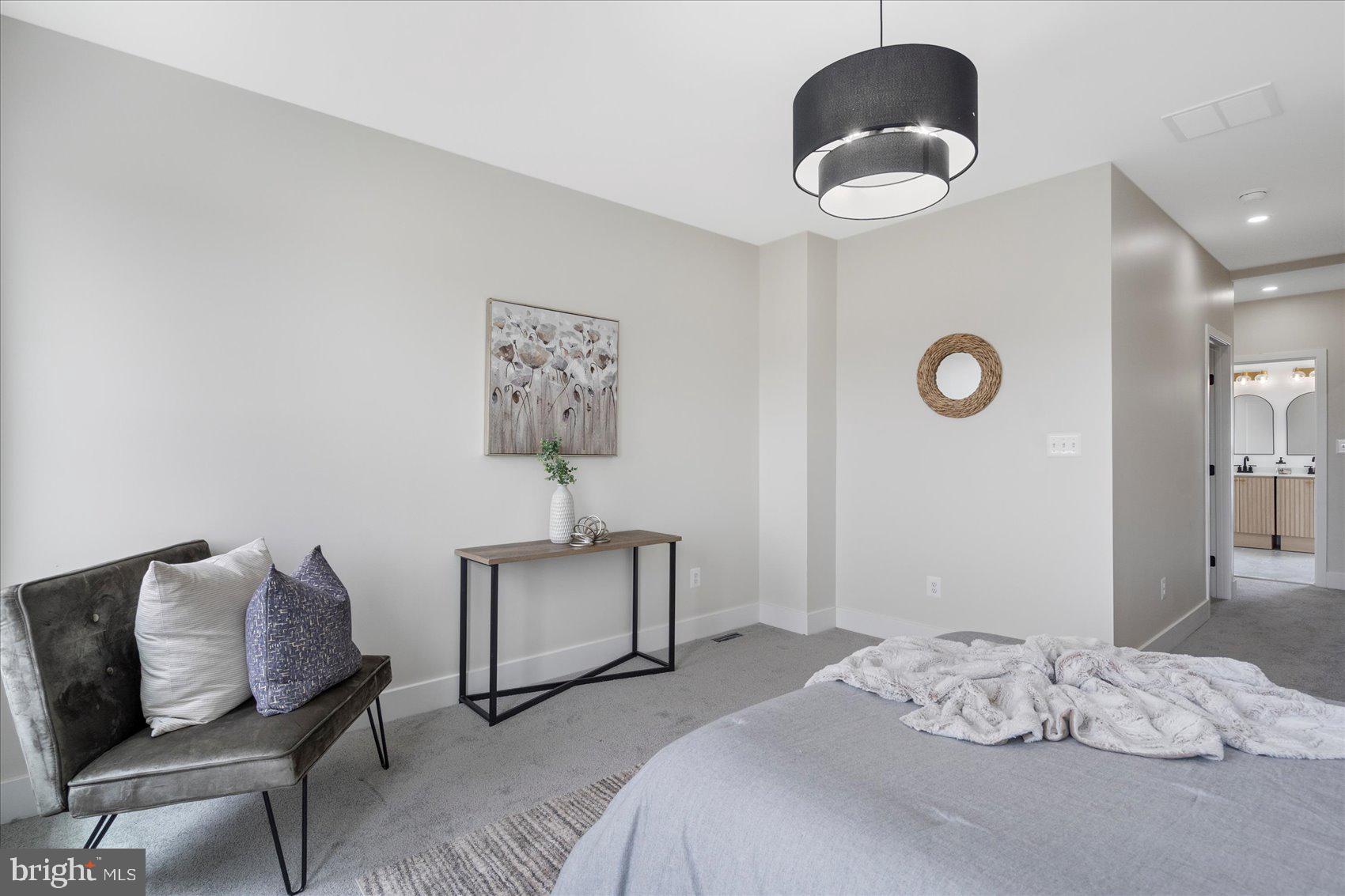 MIDWAY - Residential