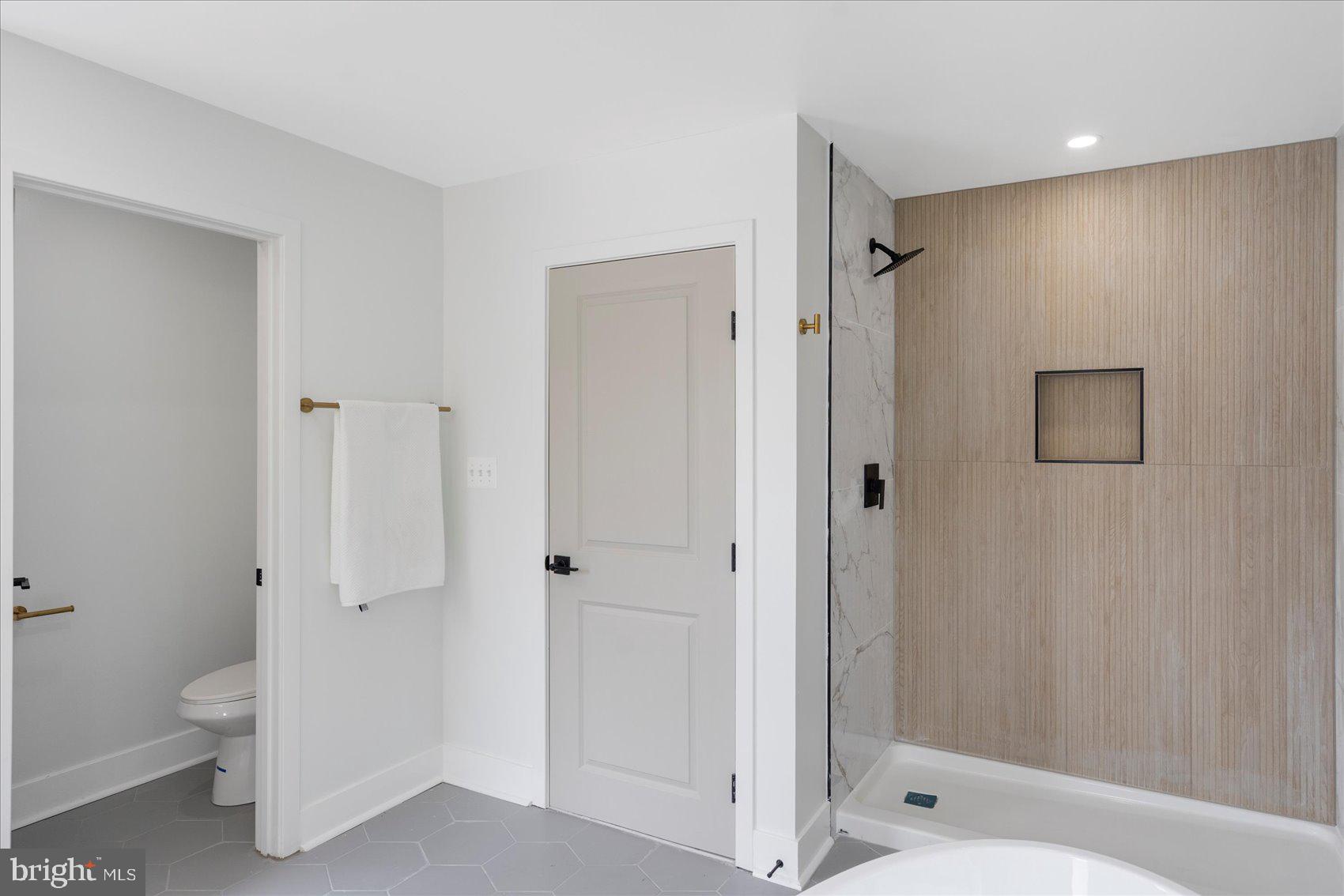 MIDWAY - Residential