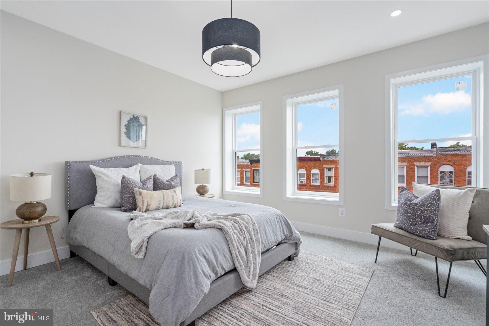 MIDWAY - Residential