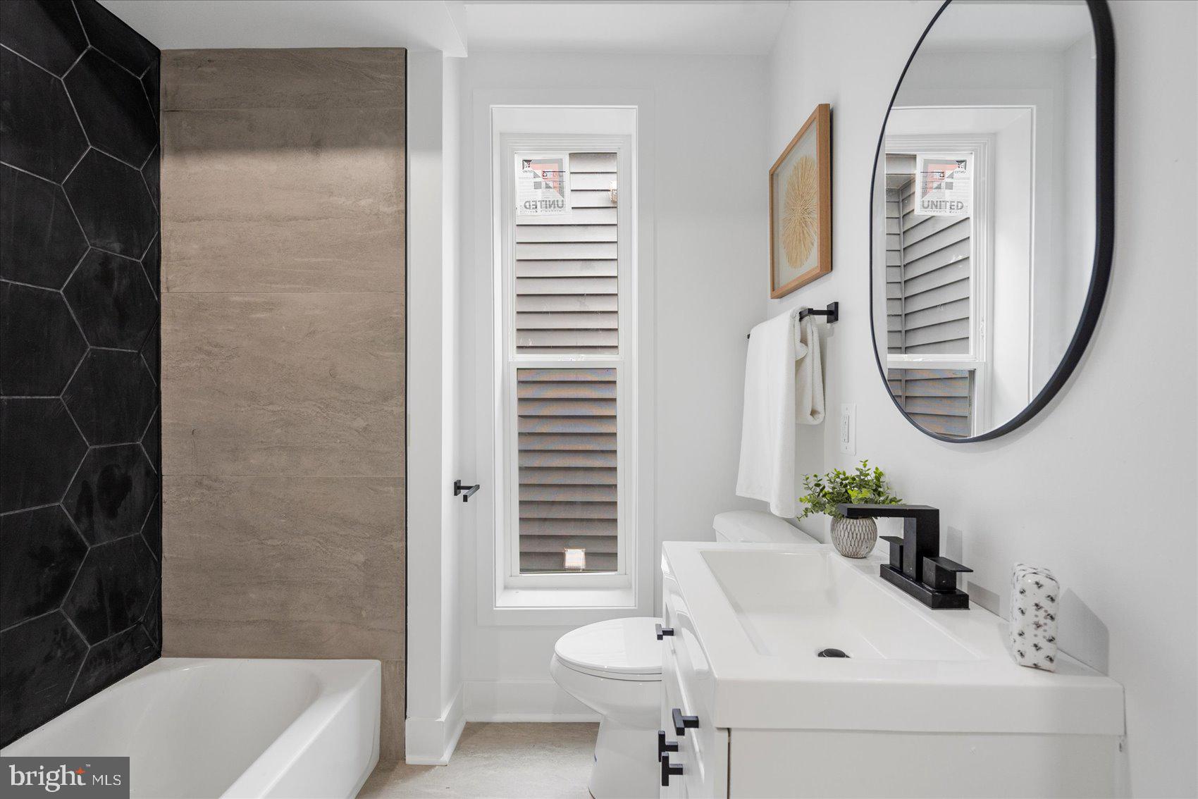 MIDWAY - Residential