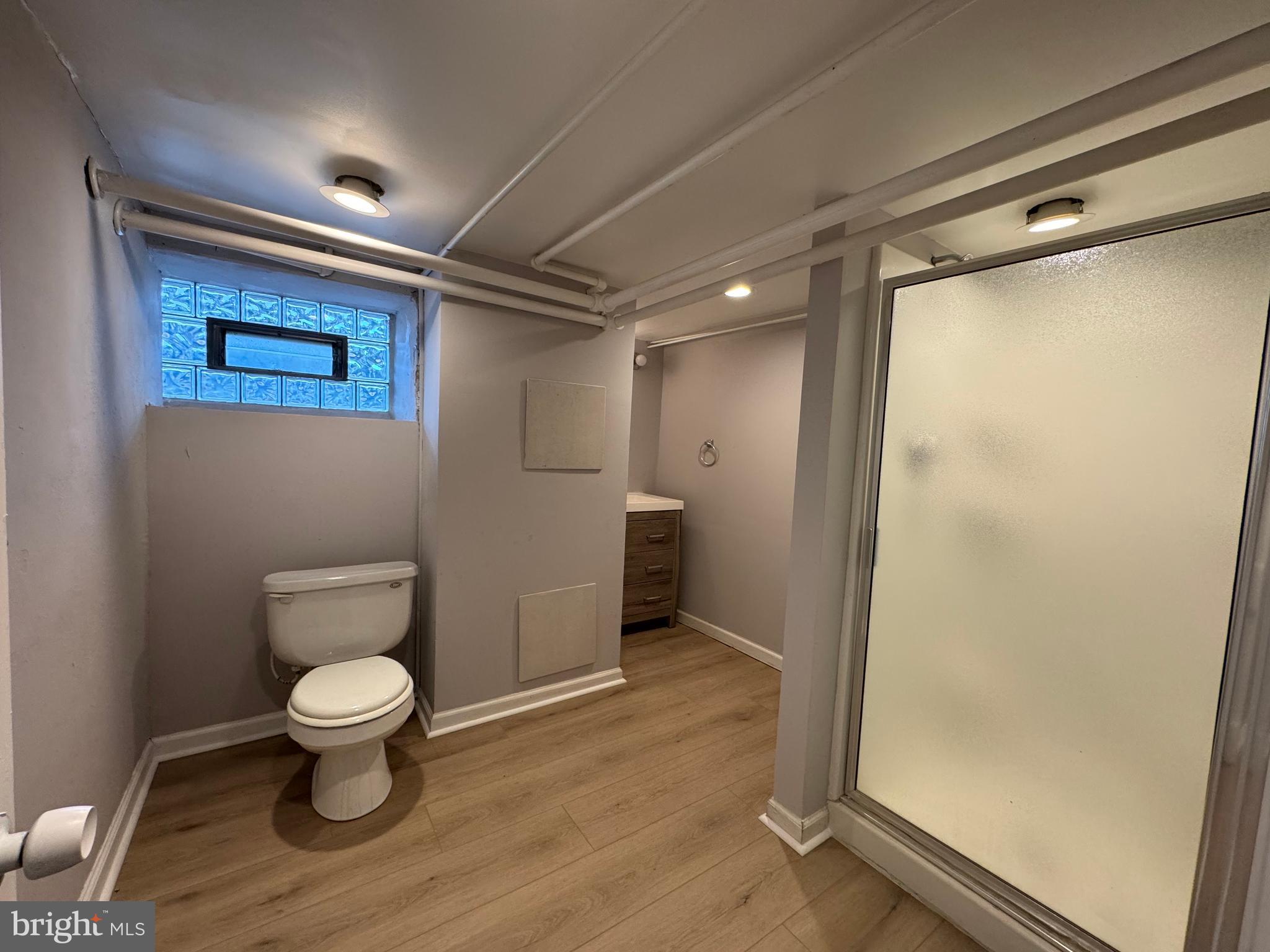 MAYFAIR (WEST) - Residential