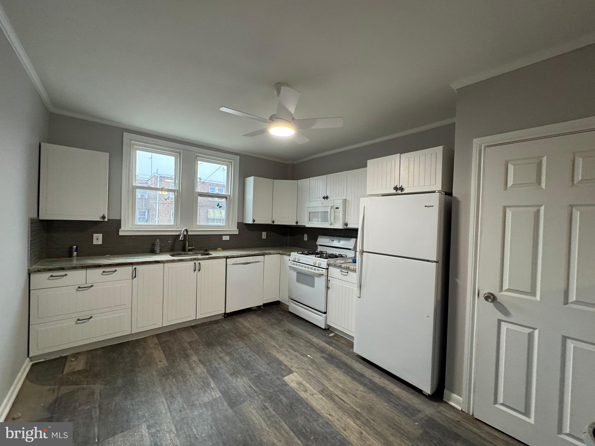 MAYFAIR (WEST) - Residential