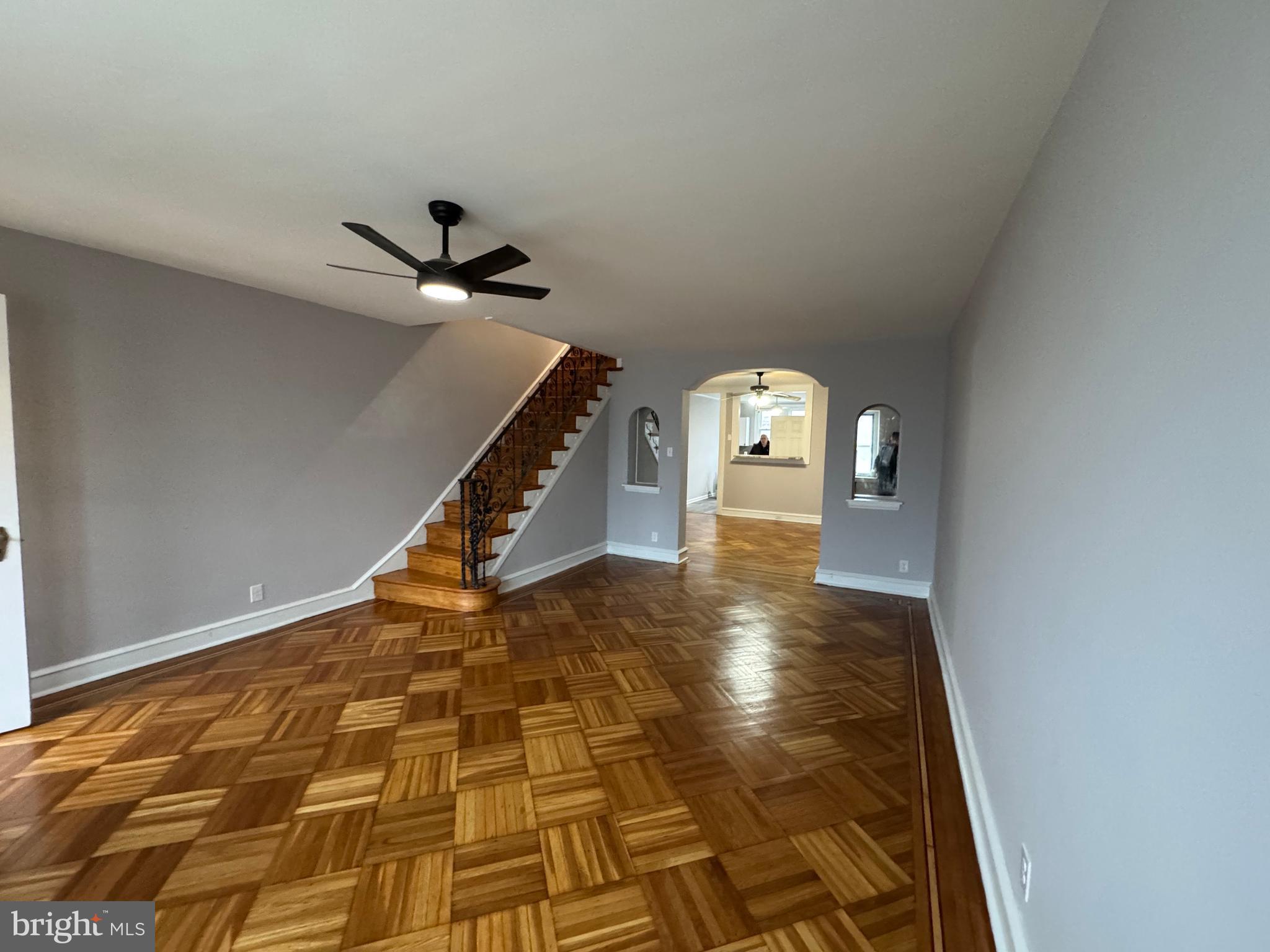 MAYFAIR (WEST) - Residential