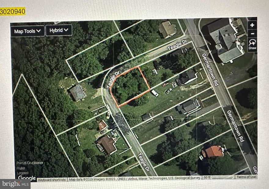 Small lot in Berlin Md .13 of an acre.  Drive by observance only please.
