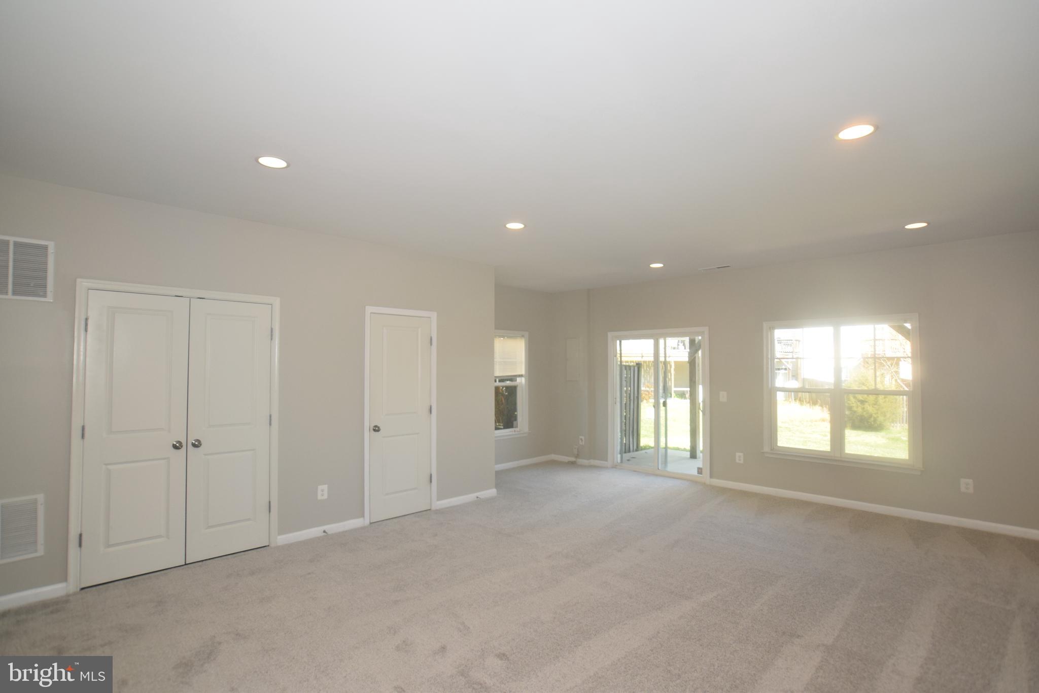 WOODSTREAM - Residential Lease