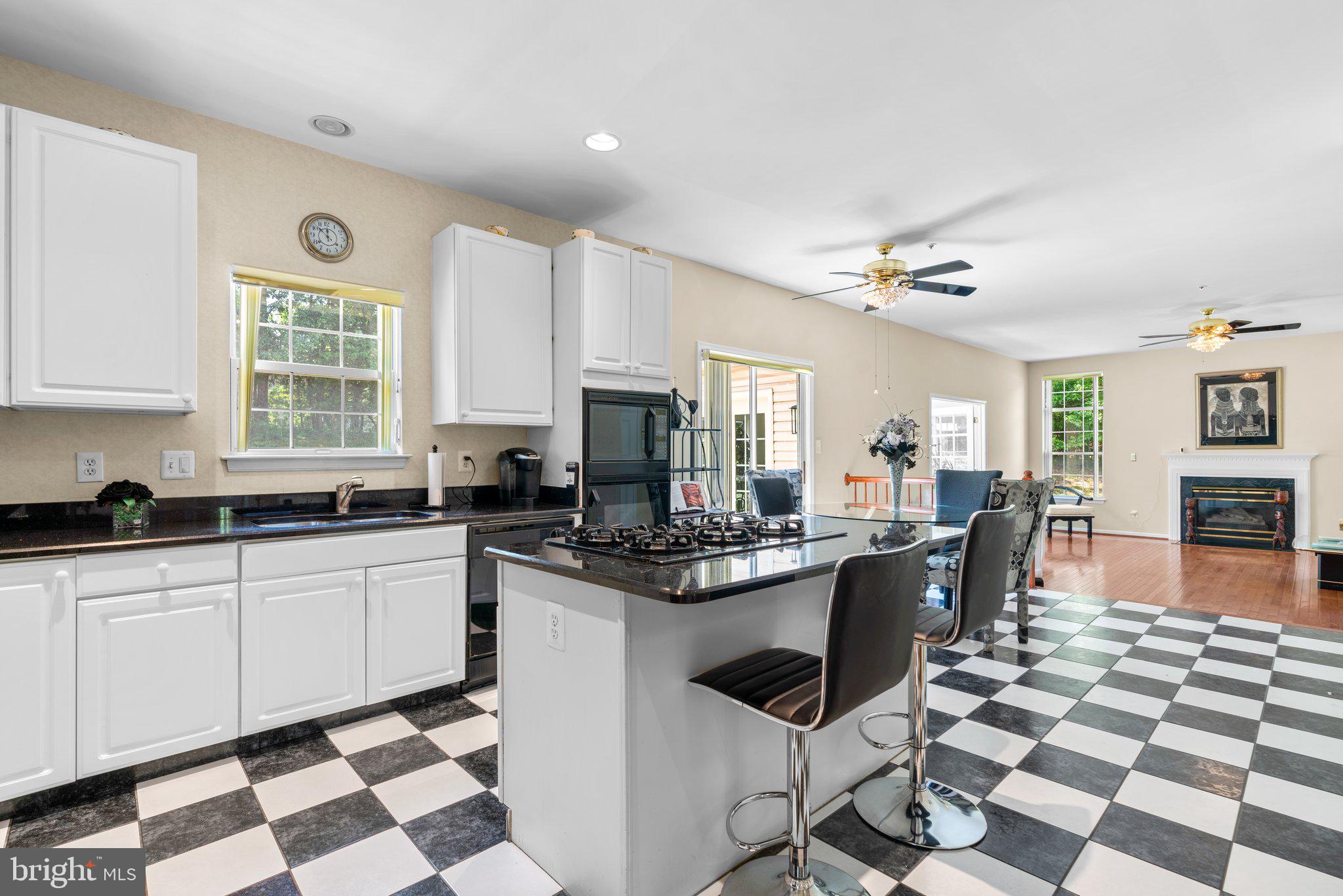 GLENN ESTATES - Residential