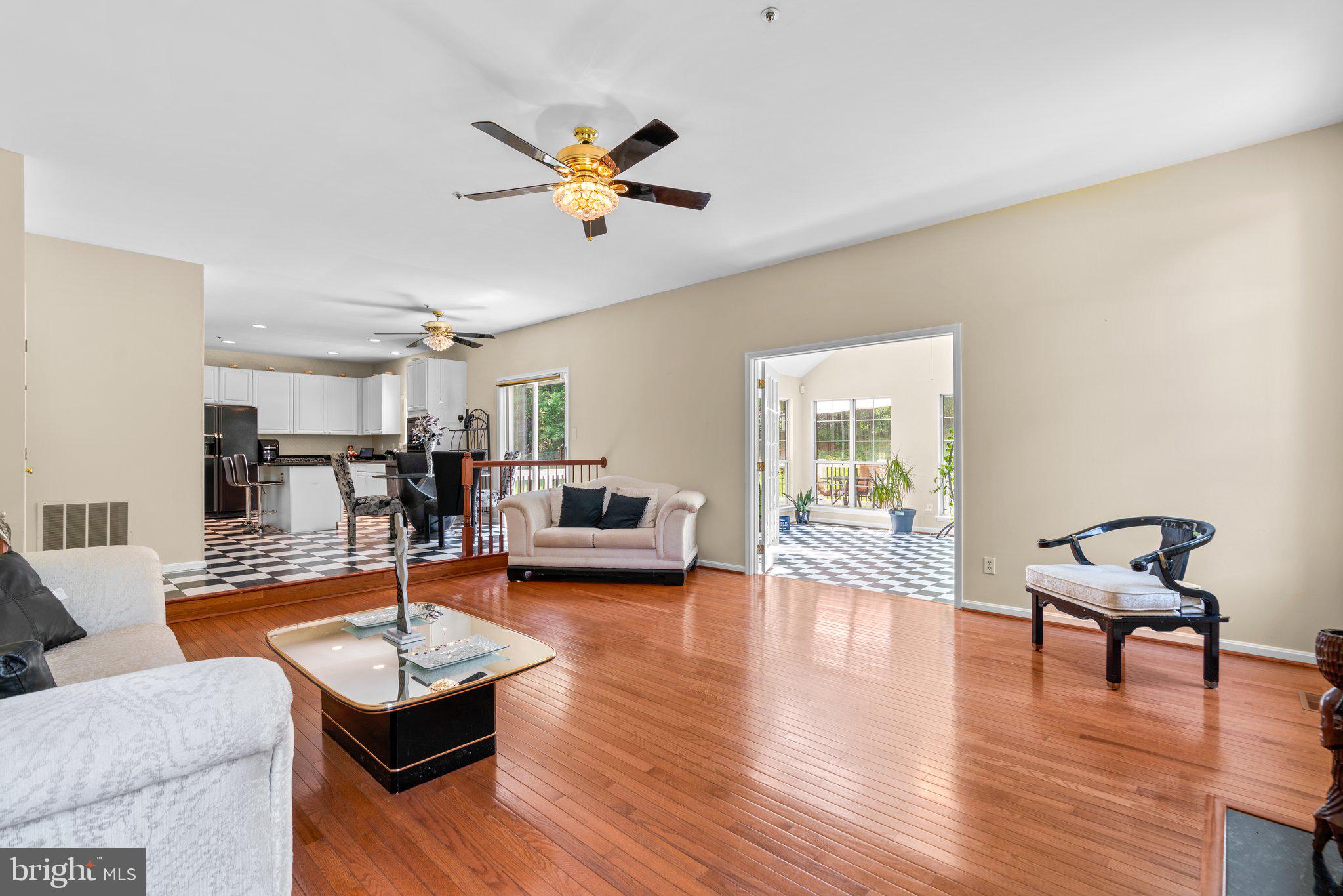 GLENN ESTATES - Residential