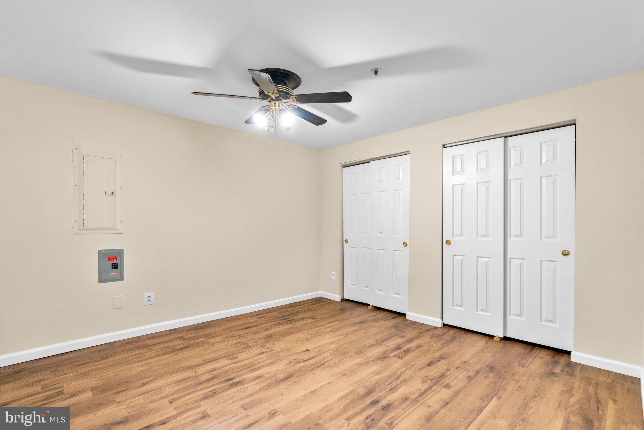 GLENN ESTATES - Residential