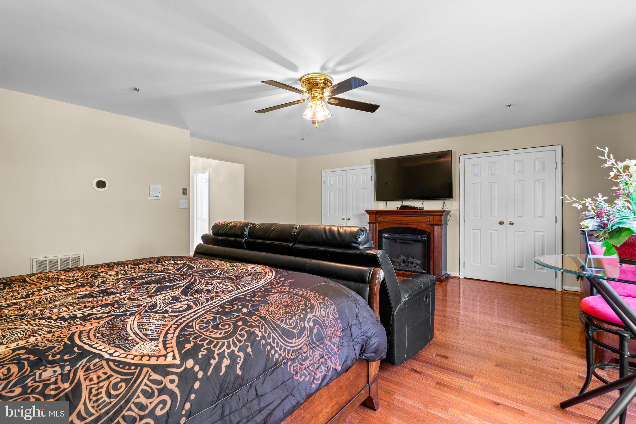 GLENN ESTATES - Residential