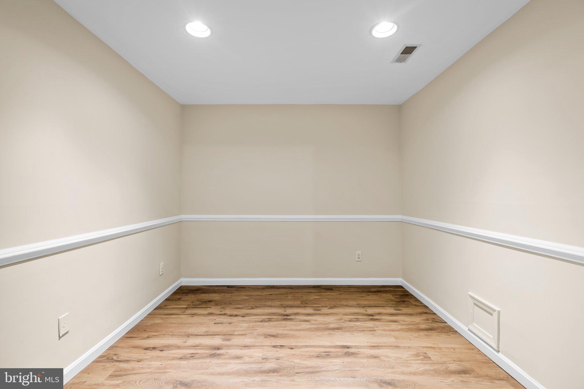 GLENN ESTATES - Residential