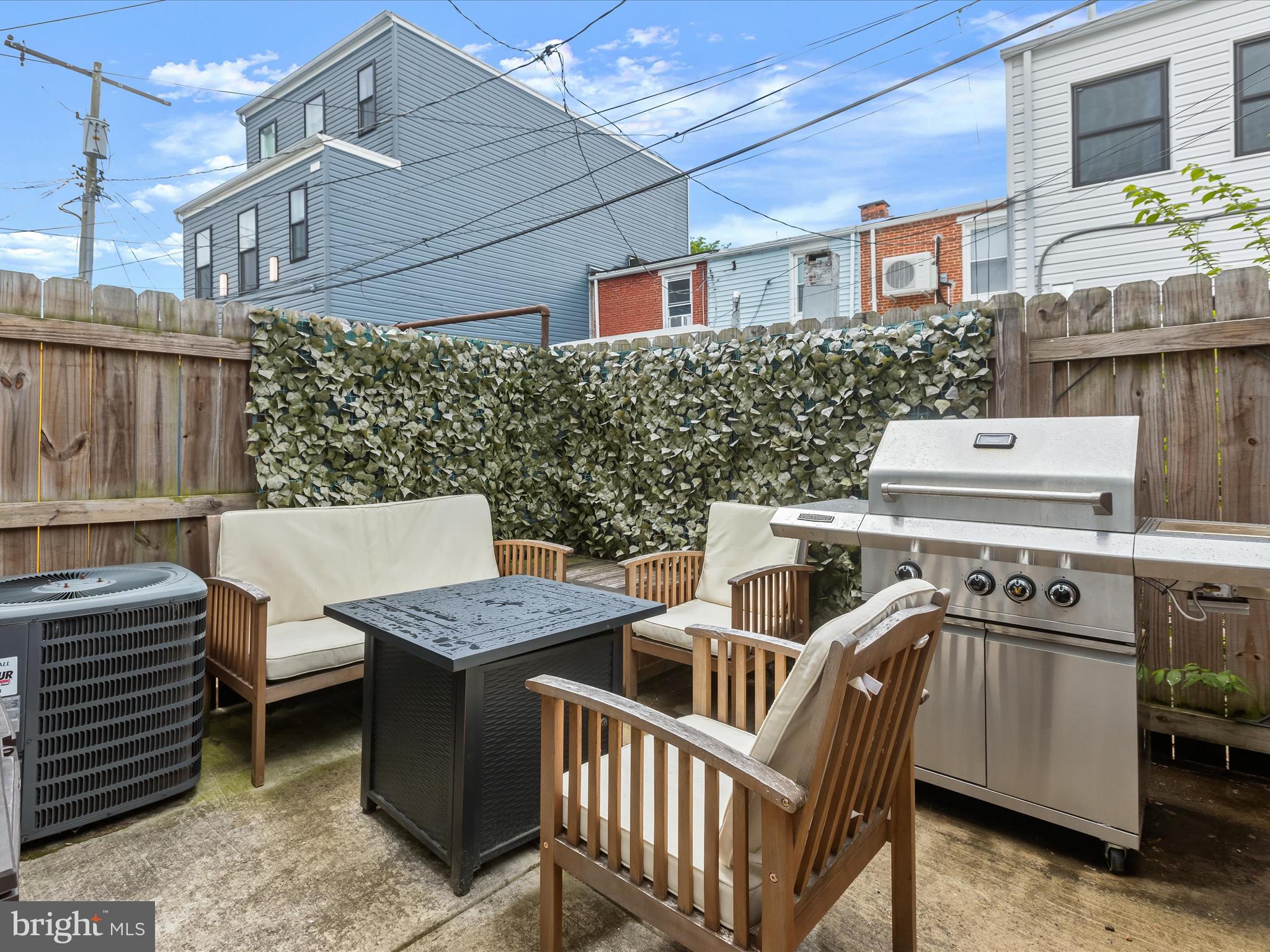 HAMPDEN HISTORIC DISTRICT - Residential