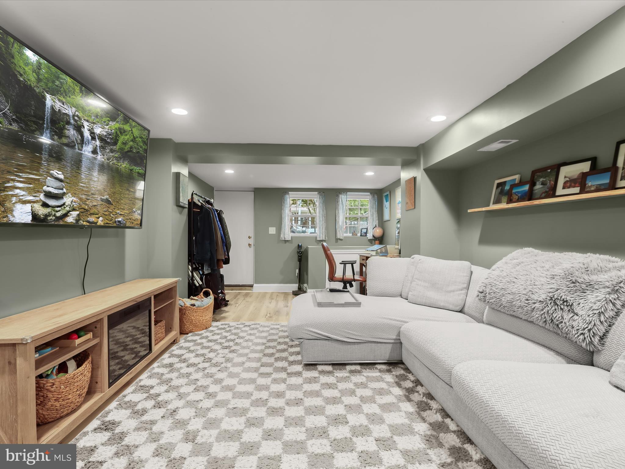 HAMPDEN HISTORIC DISTRICT - Residential