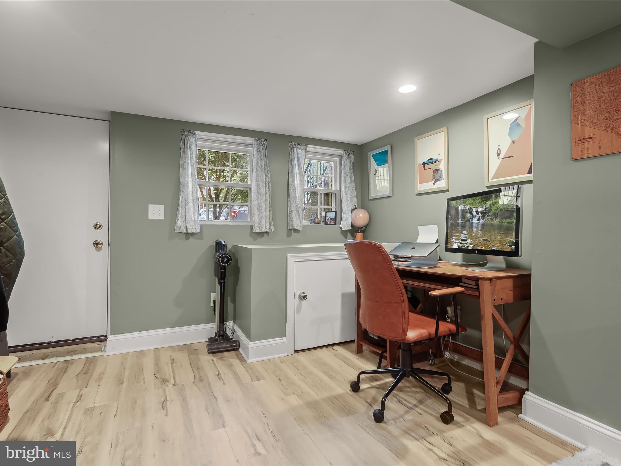 HAMPDEN HISTORIC DISTRICT - Residential