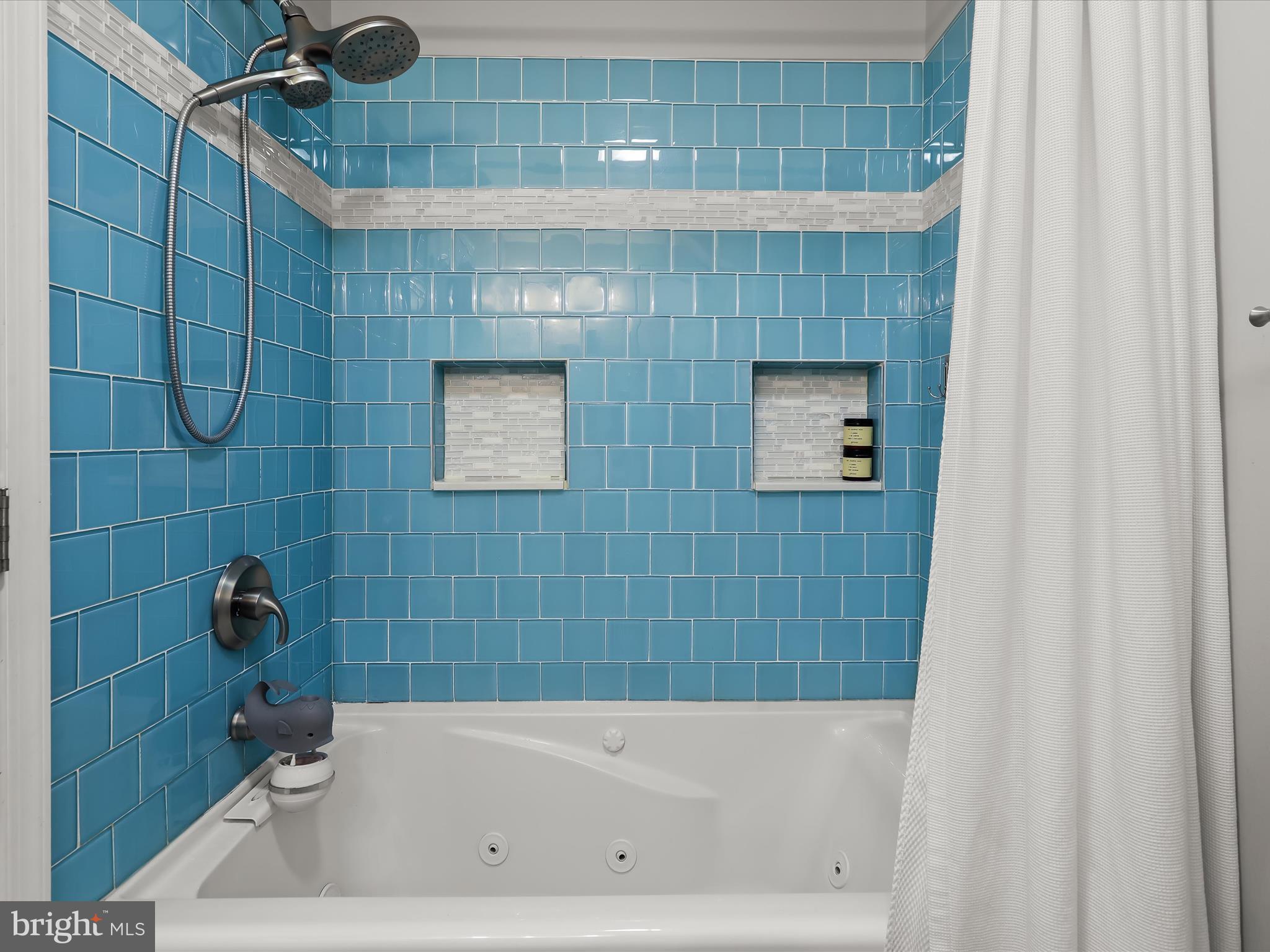 HAMPDEN HISTORIC DISTRICT - Residential