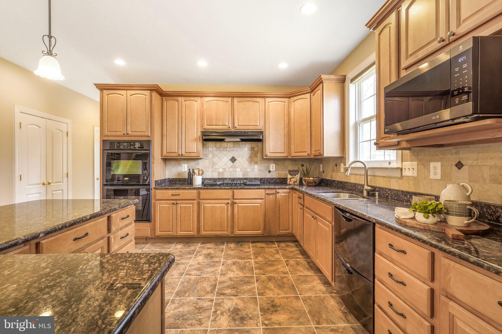 TACKETTS MILL ESTATES - Residential