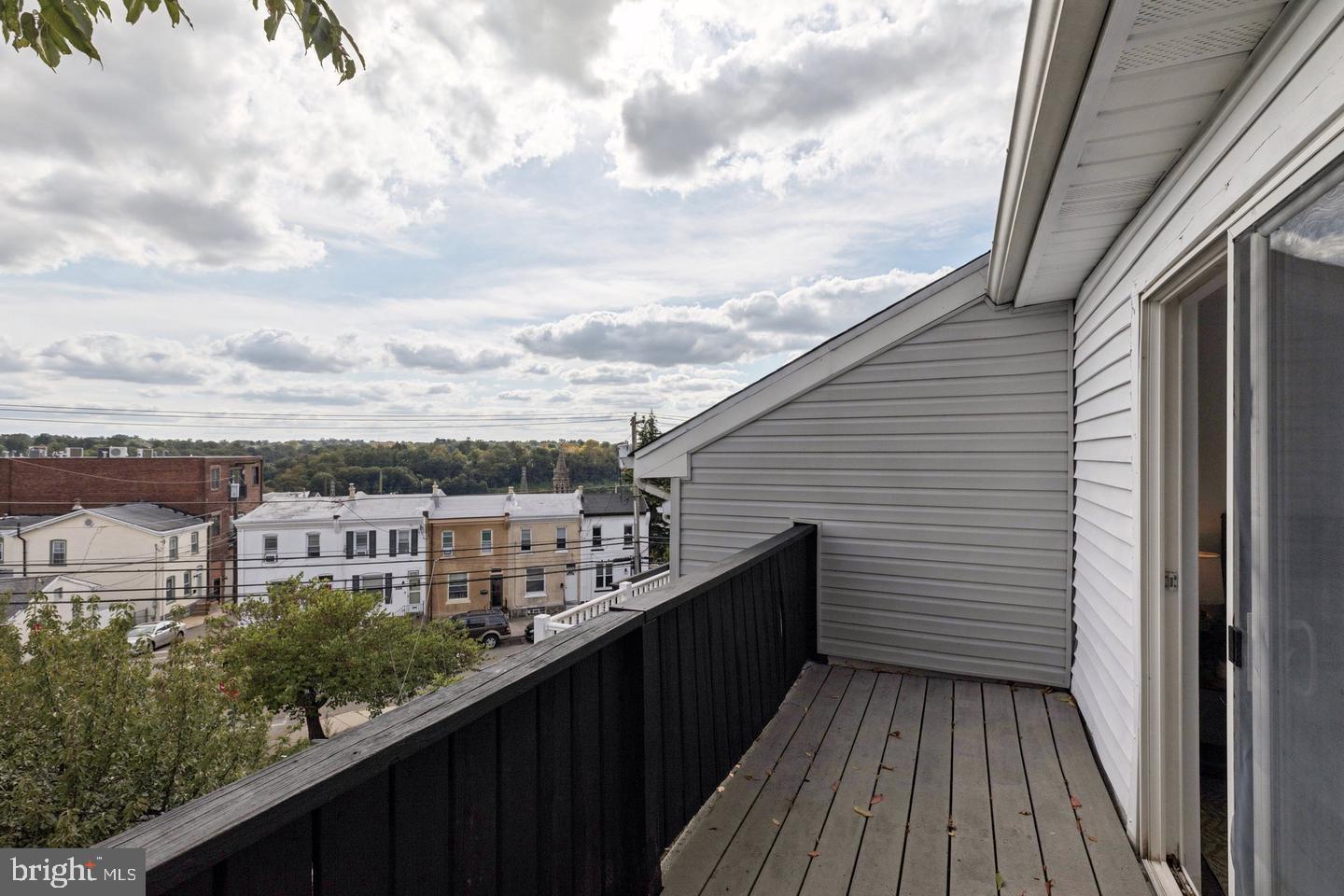 MANAYUNK - Residential Lease
