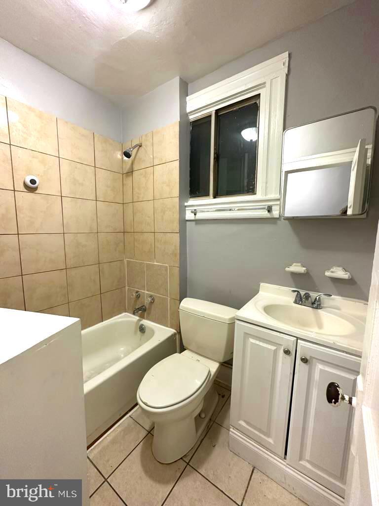 PENROSE - Residential Lease