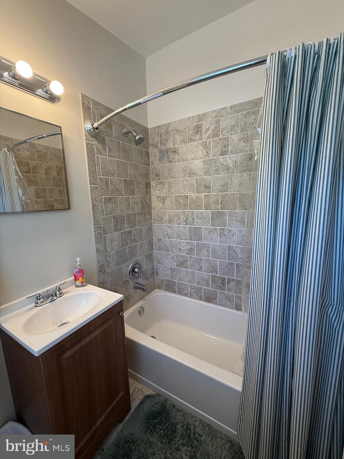 TOLCHESTER - Residential