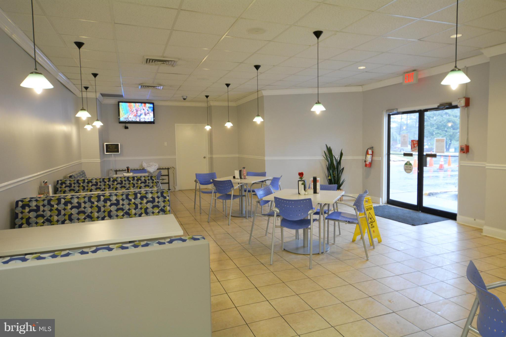 WATERGATE AT LANDMARK - Residential Lease